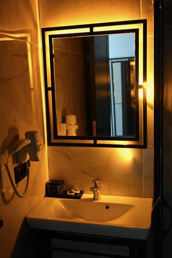 Main Airport Hotel Arnavutkoy ภายนอก รูปภาพ
